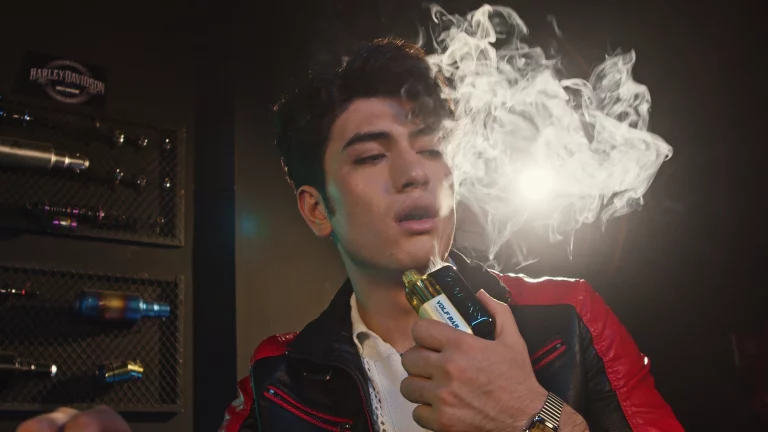 Why Different Hookah Stem Metals Change Your Smoking Experience