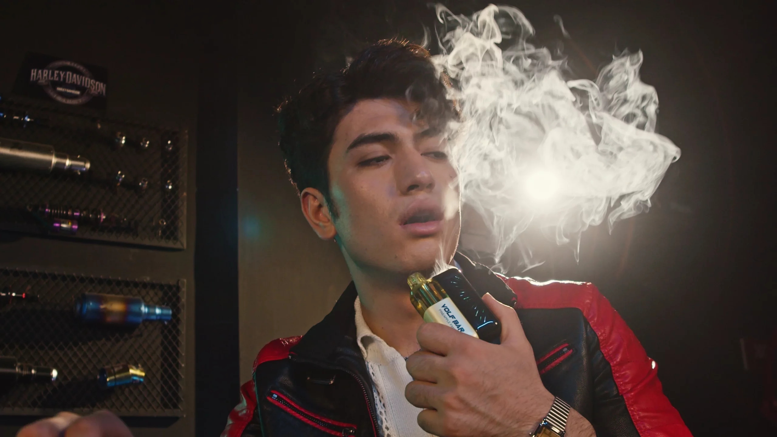 Why Different Hookah Stem Metals Change Your Smoking Experience